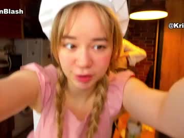 girl
        helenblash cam image #851191