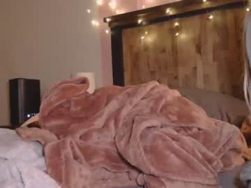 girl
        mariamalibu cam image #2336049