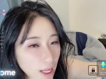girl
        abby_chuchu cam image #1965016
