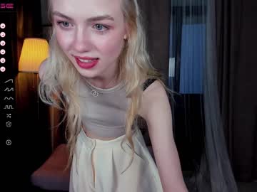 girl
        elizabethmad cam image #1209564