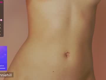 girl
        anniehillofficial_ cam image #1291117