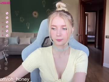 girl
        oh_honey_ cam image #1294839
