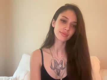 girl
        ariacutiee cam image #1048481