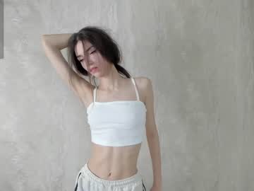 girl
        cutie_ghostie cam image #2377135
