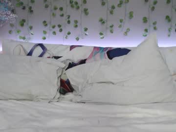 girl
        le_chan cam image #1328818