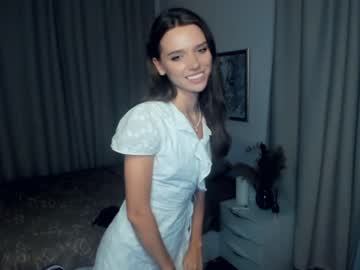 girl
        daisyfoulks cam image #3101089