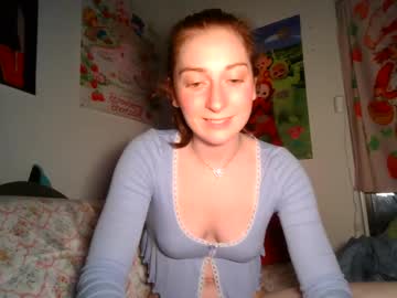 girl
        daddysdollhouse cam image #3876713