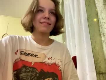 girl
        lonely_lina cam image #2204833