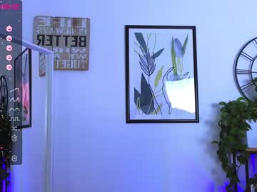 girl
        elizabeth__gray cam image #1381047
