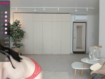 girl
        oki_dokie cam image #1183377
