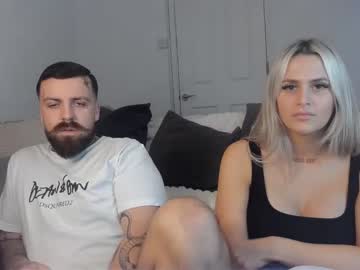 couple
        britishbeautys cam image #358402