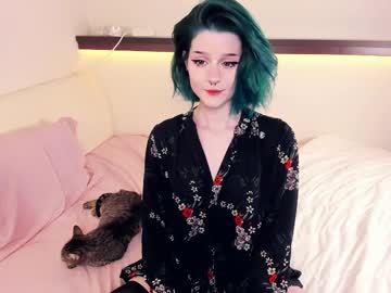 girl
        alicentity cam image #4576490