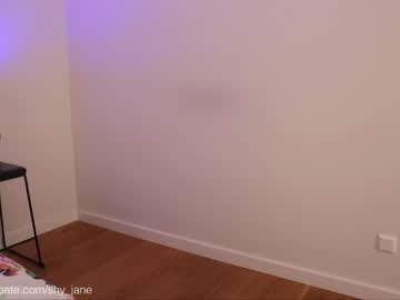 girl
        shy_jane cam image #241217