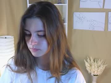 girl
        udeladunkum cam image #4319300