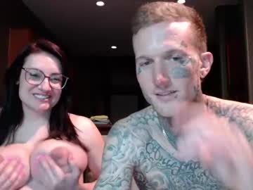 couple
        chasedj cam image #3514551