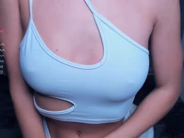girl
        niki_nice cam image #1907561