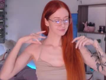 girl
        sunny_vixey cam image #4304531