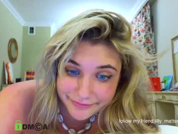 girl
        miaa_kkk cam image #1890667