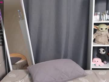 girl
        anjelahill cam image #1233461
