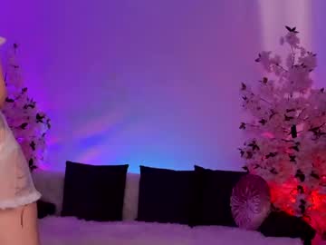 girl
        jessiccaburns cam image #3116896