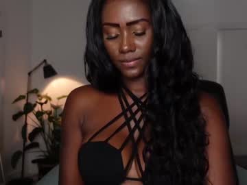 girl
        missksavage cam image #1933562
