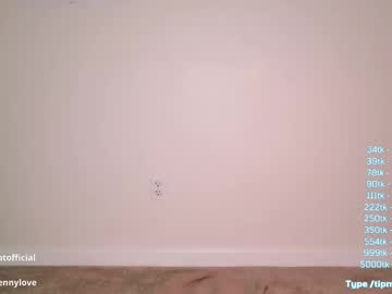 girl
        jenniferwhoreance cam image #4121427