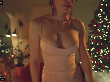 girl
        provocatrixx cam image #3871791