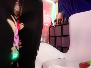 girl
        milf_lacey cam image #2104473