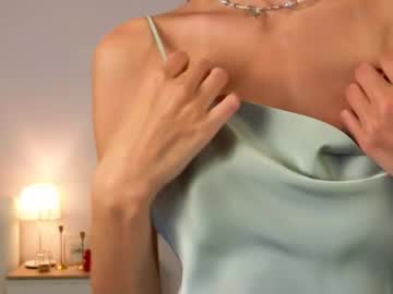 girl
        wanda_robinson cam image #4072394