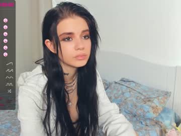 girl
        elfas_cute cam image #1289806