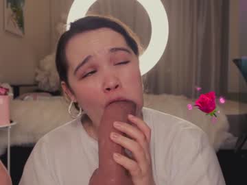 girl
        chery_lady22 cam image #2380400