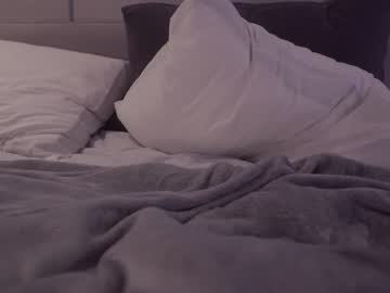 girl
        alice_kosmos cam image #771249