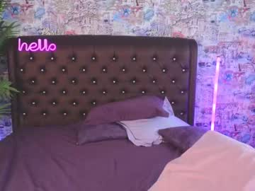 girl
        angelina_new cam image #2834199