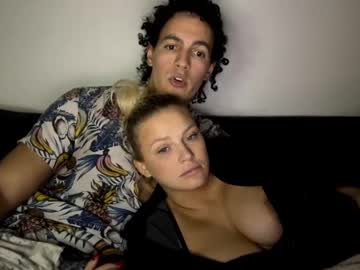 couple
        chulo33333 cam image #2266869