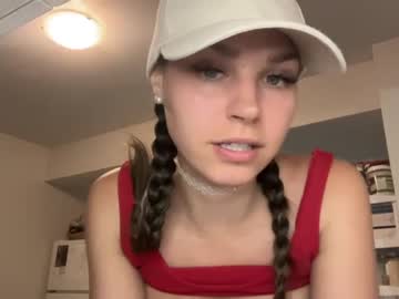 girl
        xyleialuv cam image #1051620