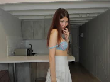 girl
        _calipso cam image #1716535