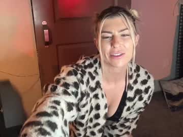 girl Webcam Girls Sex Thressome And Foursome with chloecumz4u