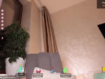 girl
        patry333 cam image #1773987