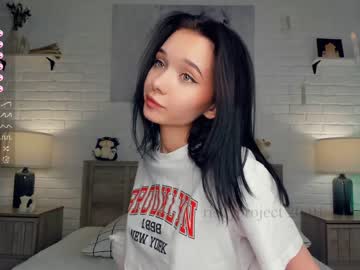 girl
        riskyproject cam image #2220840