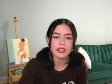 girl
        littlesugarpea cam image #3101565