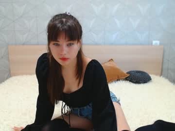 girl
        daisy_foll cam image #27863