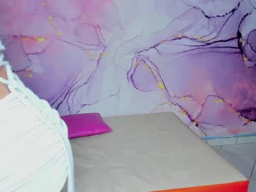 couple
        play_two_girls3 cam image #2621726