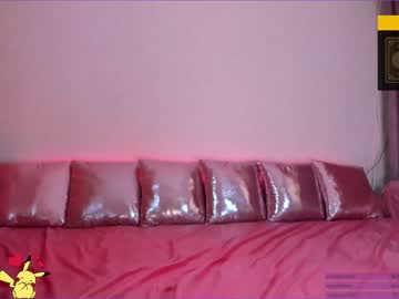girl
        u_needed_me_ cam image #316600