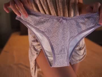 girl
        tessarosse_ cam image #1988081