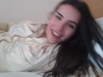 girl
        chloekittenuk cam image #2667099