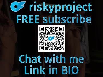 girl
        riskyproject cam image #4669304