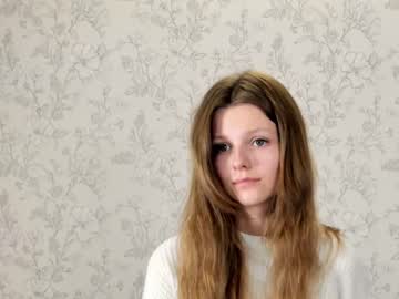 girl
        alainaestrada cam image #1767713