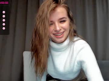 girl
        selfish_ashley cam image #155079