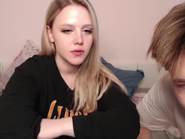 girl
        crystal_angells cam image #47009