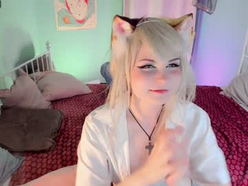 girl
        ronnie_neko cam image #1214338